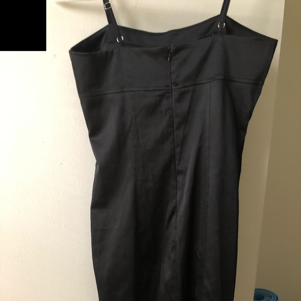 Black Dress - Mini - Picture 3 of 4